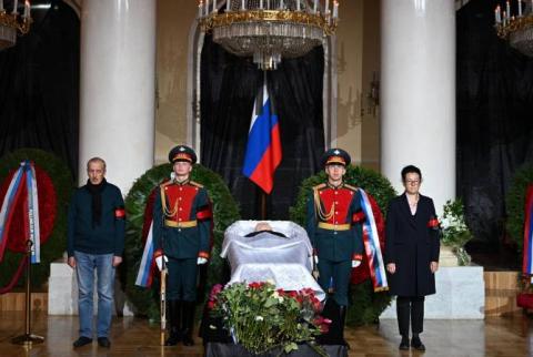 Gorbatchev enterré au cimetière Novodievitchi à Moscou