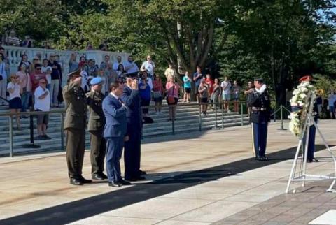 Armenian Minister of Defense visits Arlington National Cemetery in US 