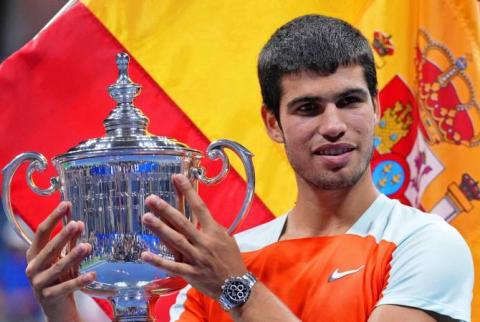 Carlos Alcaraz, 19, wins US Open to become youngest world No. 1 in men's tennis history