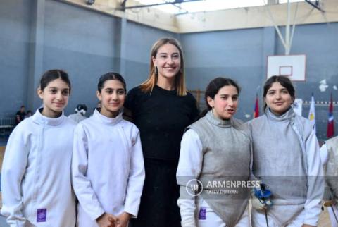 "Don’t be afraid to lose, it makes you stronger": Olympic champion Yana Egorian meets young Armenian fencers in Yerevan 