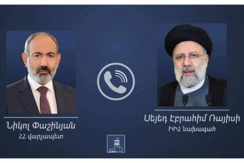 رئيس الوزراء نيكول باشينيان يجري محادثة مع الرئيس الإيراني إبراهيم رئيسي الذي يقول أن حدود البلدين يجب أن لا تتعرض للخطر