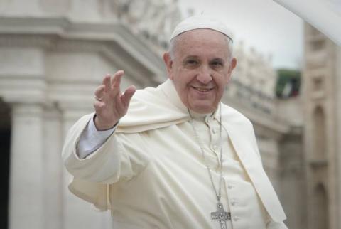 El papa Francisco llamó a Azerbaiyán y Armenia al diálogo y a la paz