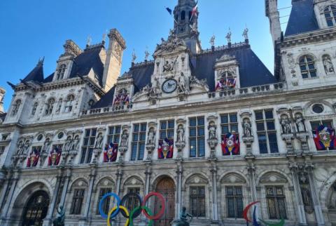 Paris City Hall raises Armenian flag in sign of solidarity