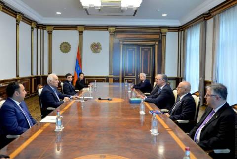 Le Président Vahagn Khatchatourian a reçu les membres du Conseil Central du PSDH
