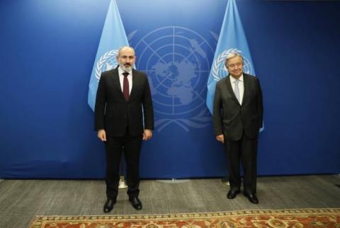 En la reunión con Pashinián, Guterres expresó su preocupación por la tensión en la frontera entre Armenia y Azerbaiyán