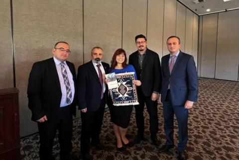 Artsakh FM meets with Mayor of Montebello