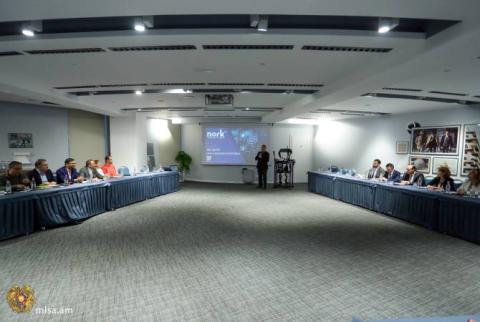Նարեկ Մկրտչյանը հանդիպել է Իրանի Շարիֆ համալսարանի պրոֆեսորադասախոսական անձնակազմի հետ