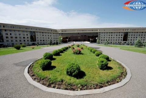 Le ministère arménien de la Défense dément les déclarations azerbaïdjanaise sur le transfert de corps de militaires 