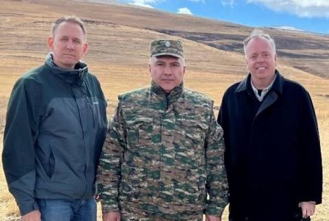 El director de la oficina del Cáucaso de la Secretaría de Estado de Estados Unidos visita la provincia de Guegharkunik