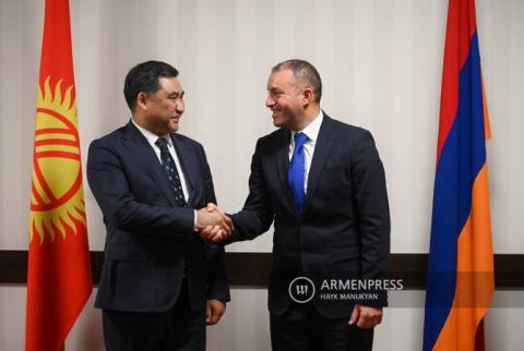Erevan accueille la première session de la Commission intergouvernementale arméno-kirghize