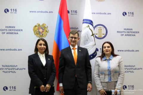 Armenian Ombudswoman, President of "Institute of Liberal Politics" sign MoU on joining efforts in fighting hate speech 