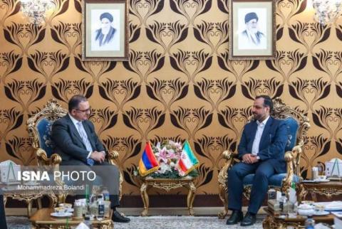 Ermenistan ve İran arasında 3 milyar dolar ticaret hacmi hedefleniyor