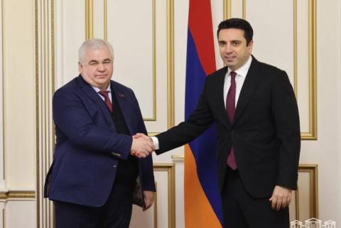 Armenian Parliament Speaker receives First Deputy Chairman of Russian State Duma Committee for CIS Affairs