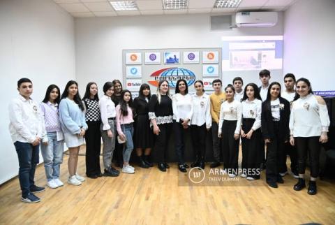 Media literacy is a skill of the 21st century. ARMENPRESS hosts schoolchildren, holds media literacy class