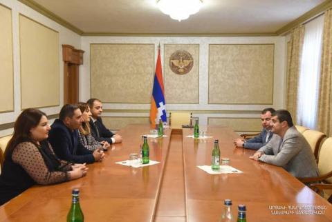 El presidente de Artsaj recibió a la delegación oficial del partido "Armenia Próspera"