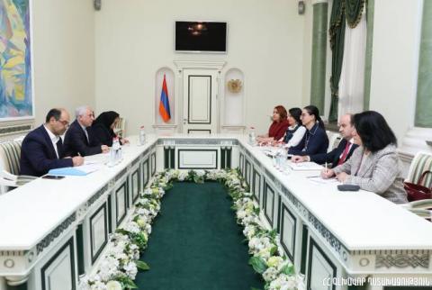 La Procureure générale d'Arménie et l'Ambassadeur d'Iran discutent de questions d'intérêt mutual