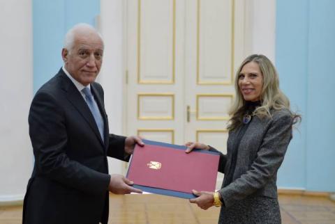 Newly appointed Egyptian Ambassador to Armenia presents the credentials to President Khachaturyan