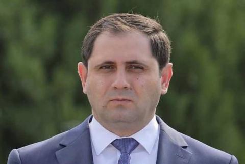 Armenian Defense Minister departs for Russia
