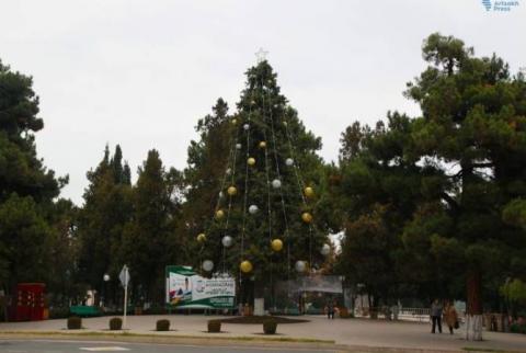 Despite crisis, Nagorno Karabakh’s capital organizes New Year Tree lighting ceremony to cheer up children under blockade