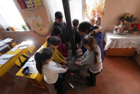 Artsakh Ombudsmanı Laçin Koridoru’nu açmaya çağırdı: Artsakhlı çocukların güvenliğe ve desteğe ihtiyacı var