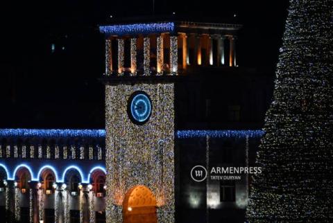 Պաշտոնական գնահատում չի իրականացվել. փոխնախարարը՝ տոնական լուսավորության համար շենքերին հասցված հնարավոր վնասի մասին