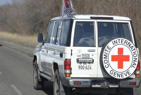  نقل 6 مرضى آخرين من آرتساخ-ناغورنو كاراباغ-المحاصرة إلى أرمينيا بواسطة الصليب الأحمر