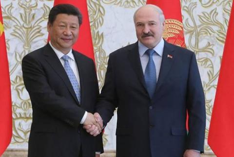 Лукашенко пригласил Си Цзиньпина в Беларусь