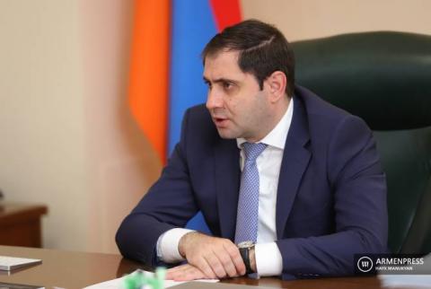 Պաշտպանության նախարարն ու ՔՊ խմբակցության անդամները քննարկել են ՀՀ ԶՈՒ-ում իրականացվող բարեփոխումների ընթացքը