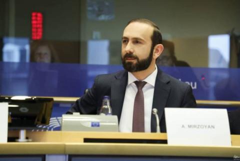 Ararat Mirzoián: La crisis humanitaria en Nagorno Karabaj se agrava día a día