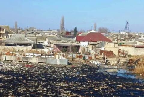 Bakü’nün hemen yakınında sakinler akaryakıt ve çöpten zehirlenirken Aliyev'in "eko-aktivistleri" sessiz
