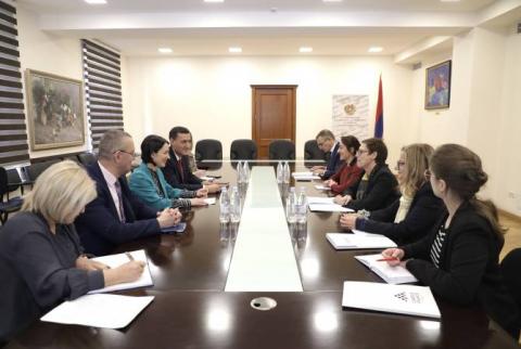 La France a une ferme volonté de poursuivre son soutien à la résolution de la crise humanitaire au Haut-Karabakh