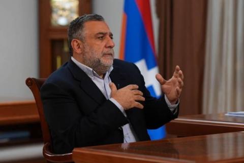 Le ministre d’État d’Artsakh appelle à un « couloir aérien » pour l’approvisionnement