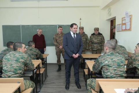 Minister of Defense pays surprise visit to cadets at Vazgen Sargsyan Military University 