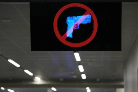 В США в 2022 году конфисковали в аэропортах рекордные 6,5 тыс. единиц оружия