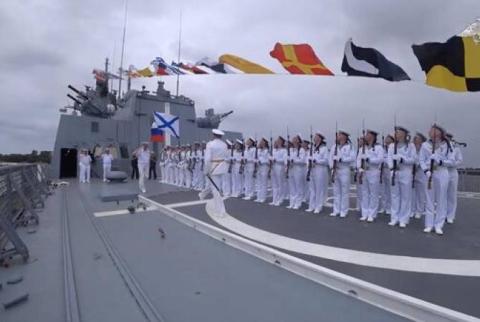 В Африке стартовали военно-морские учения России, ЮАР и Китая