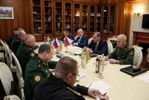 ՀՀ ՊՆ փոխնախարարն իր ռուս պաշտոնակցի հետ քննարկել է տարածաշրջանային անվտանգության հարցեր 