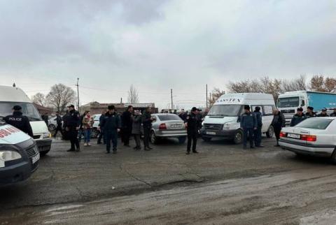 Հրդեհից մահացած զինծառայող Պալյան Պողոսյանի հարազատները փակել էին Գյումրի-Երևան ավտոճանապարհը
