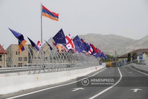 Hükümet, Ermenistan ve Gürcistan vatandaşlarına vizesiz seyahata ilişkin anlaşmayı onaylayan yasa tasarısını onayladı