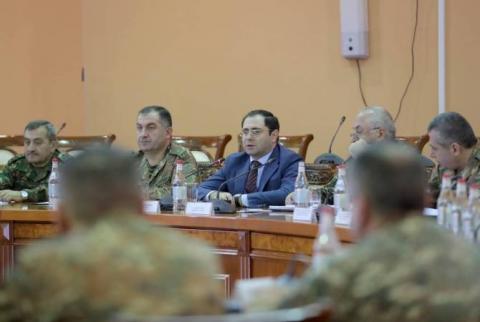 В административном комплексе Министерства обороны РА начались трехдневные оперативные сборы руководства ВС РА