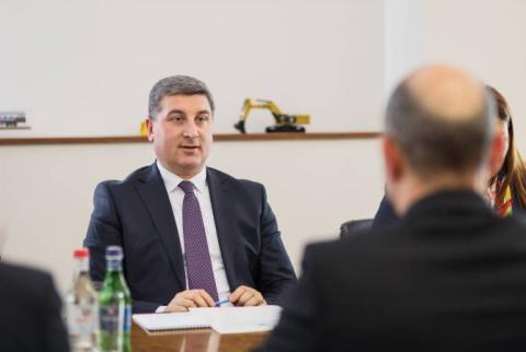 Министр ТУИ Армении и региональный директор ИКАО обсудили вопросы авиационной сферы РА  