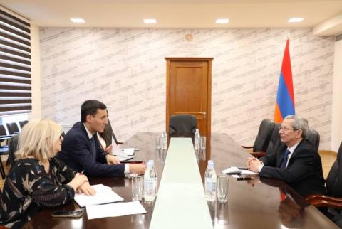 Bakan Yardımcısı Martirosyan, Küba'nın Yerevan Büyükelçisi'ni kabul etti
