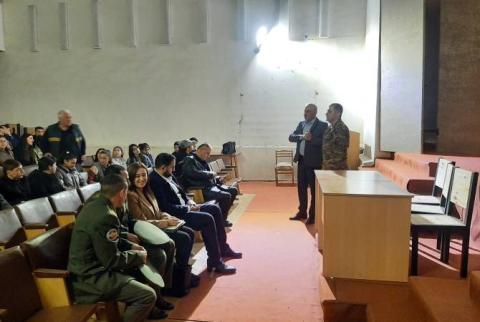 Վ. Սարգսյանի անվան ռազմական համալսարանի ներկայացուցիչները հանդիպումներ են ունենում Գեղարքունիքի մարզի ավարտական դասարանների աշակերտների հետ