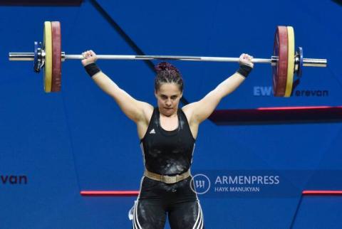 عضوة منتخب أرمينيا تاتيف هاكوبيان تحرز فضية البطولة الأوروبية بفئة 76 كغ في المسابقة الجارية بيريفان 