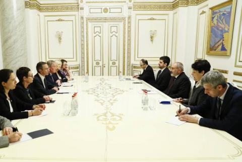 Prime Minister receives the delegation of the French Senate