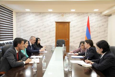 Ժաննա Անդրեասյանն ու ՄԱԿ-ի մանկական հիմնադրամի ներկայացուցիչները քննարկել են կրթության զարգացման ծրագրերը