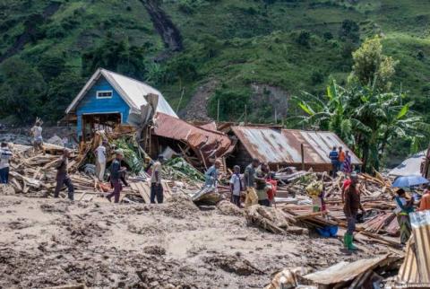Наводнение в Конго унесло жизни почти 400 человек