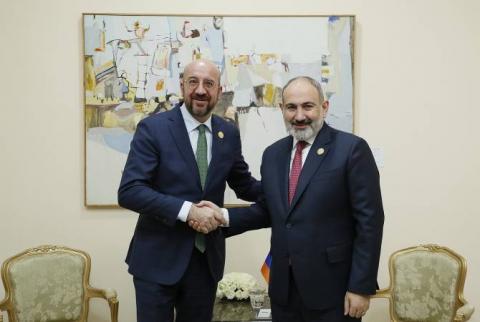 Prime Minister Pashinyan's meeting with Charles Michel kicks off in Brussels