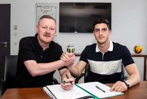 Borussia Mönchengladbach sign Grant-Leon Ranos