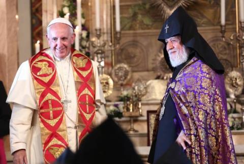 كاثوليكوس عموم الأرمن كاريكين الثاني يبعث رسالة للبابا فرنسيس متمنياً له الشفاء العاجل بعد الجراحة