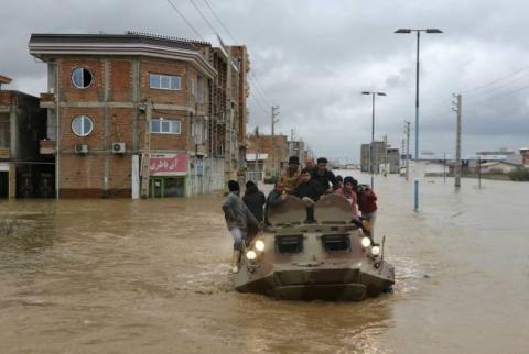 В результате наводнений в Иране погибли 7 человек, 59 получили ранения